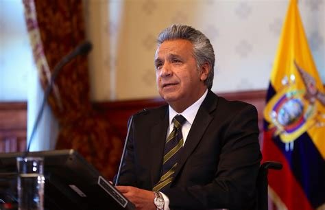 Nuevo ajuste de Lenín Moreno: reducción del Estado, recortes en gasto público y cierre de embajadas