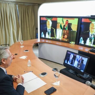 El Presidente inauguró por videoconferencia la ampliación de una planta de generación termoeléctrica en Marcos Paz