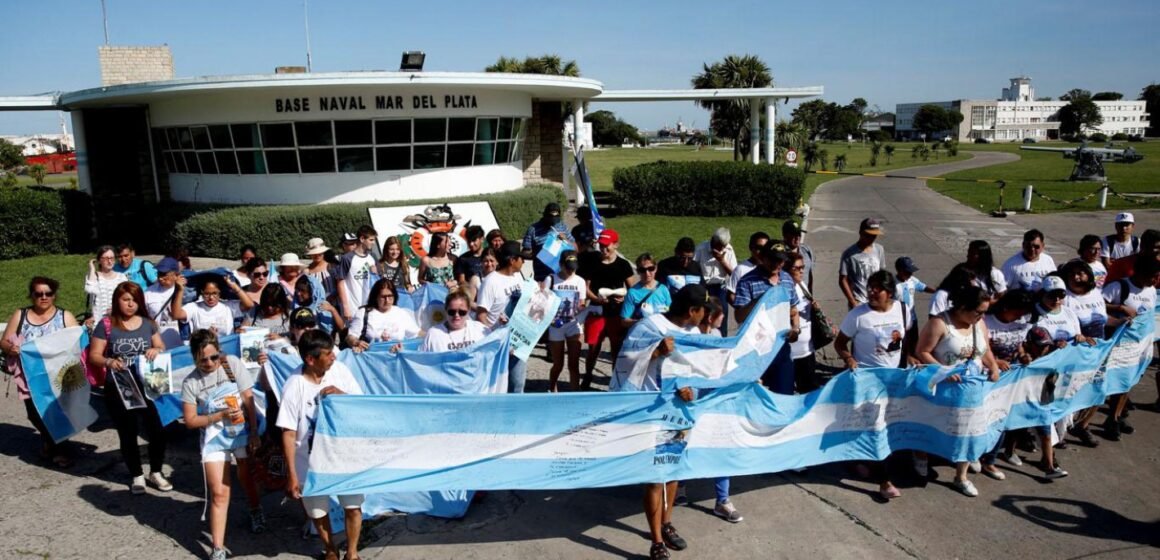 Denuncian espionaje ilegal de la gestión macrista contra los familiares de las víctimas del submarino hundido ARA San Juan