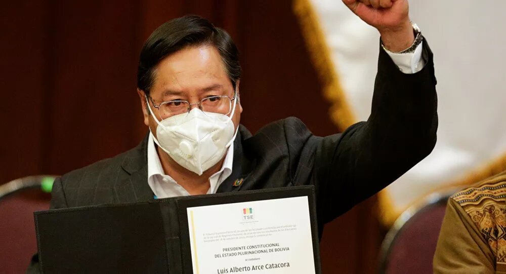 Tribunal Supremo Electoral de Bolivia acredita a Luis Arce