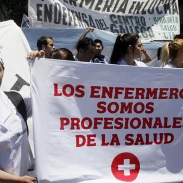 Huelga de enfermeros en Argentina: “Que se dignen a reconocer a los que enfrentan la pandemia”