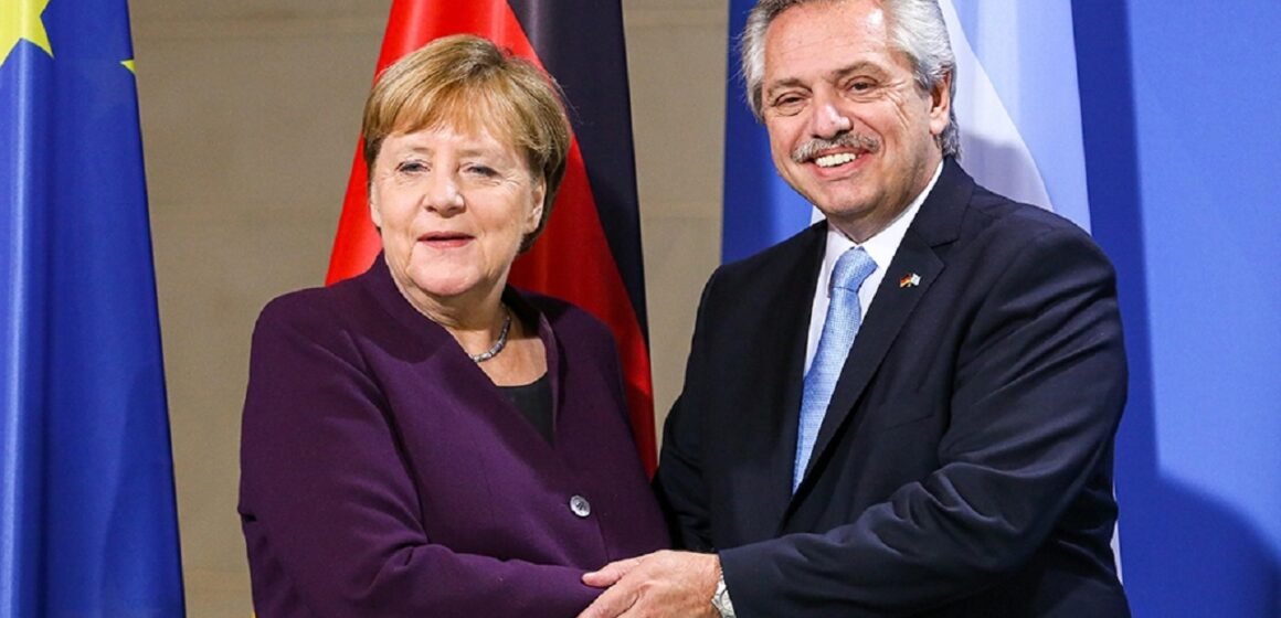 Alberto Fernández mantuvo una reunión virtual con Angela Merkel