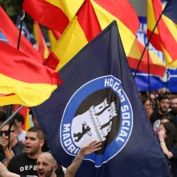 La ultraderecha nazi se manifiesta libremente en España con consignas antisemitas y anticomunistas