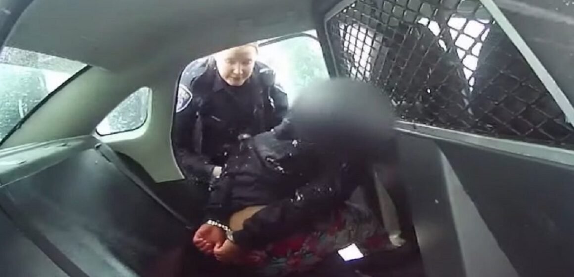 La policía estadounidense utilizó gas pimienta contra una niña