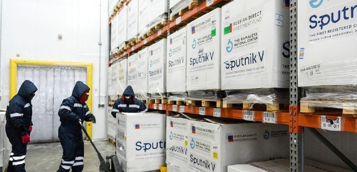 Argentina  ya suma casi 9 millones de dosis de vacunas tras un nuevo arribo de la Sputnik