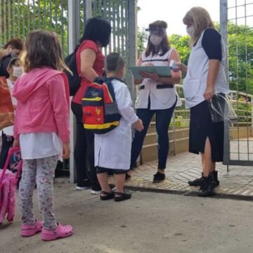 Los docentes porteños continúan con el paro en la Ciudad en reclamo por las clases presenciales