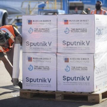 Arriban al país 500 mil nuevas dosis de la Sputnik V