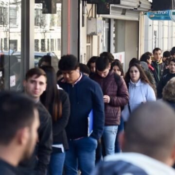 El desempleo en Argentina se redujo al 10,2% en el primer trimestre de 2021