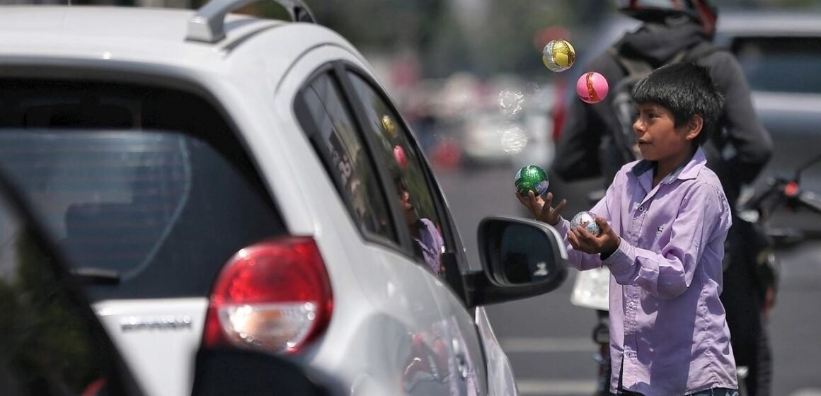 El Gobierno lanza un bono de $10 mil para erradicar el Trabajo Infantil