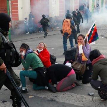 La policía boliviana confirmó que encontraron las armas que envió Macri en sus depósitos