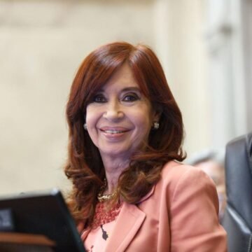 Cristina Fernández apuntó contra Clarín por promover “la insatisfacción democrática”
