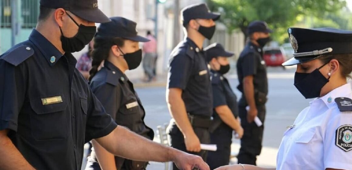 PBA: Decretan un nuevo aumento salarial para el personal de la policía y el Servicio Penitenciario