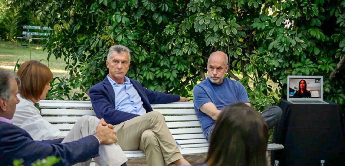 Reunión entre Macri, Larreta y Bullrich tras el quiebre del bloque radical