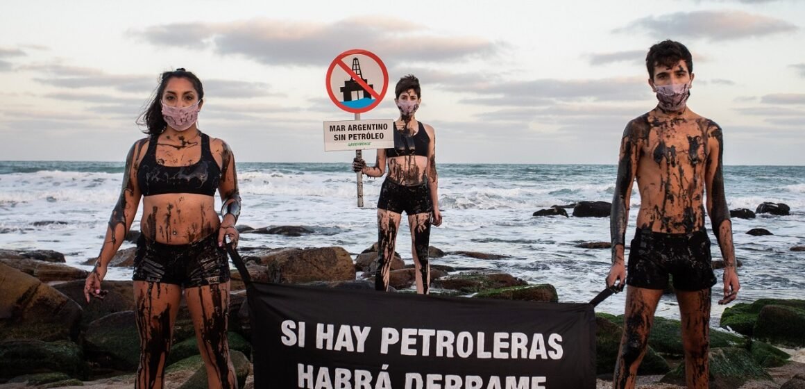 Manifestaciones contra la exploración petrolera