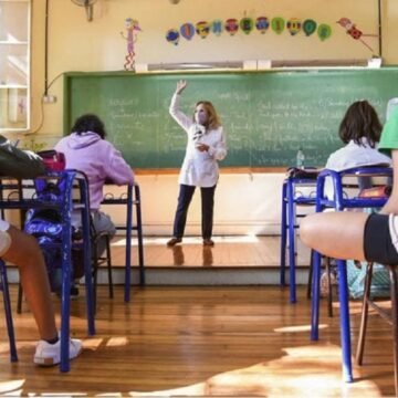 CABA: Regreso a clases sin aislamiento de estrechos ni burbujas