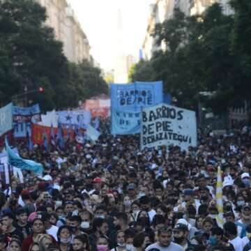 Marcha en contra del acuerdo con el FMI