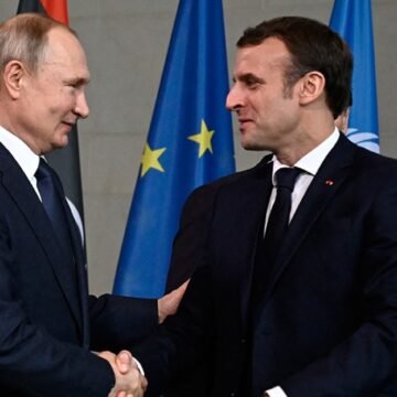 Macron se reúne con Putin para intentar frenar el conflicto entre Rusia y Ucrania