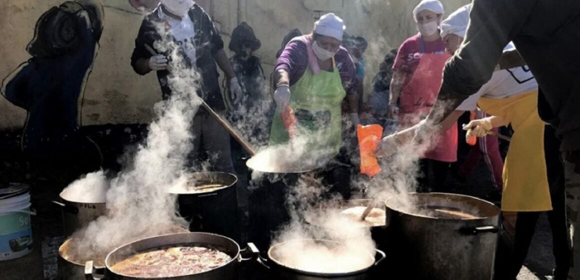 Protestas y ollas populares en CABA por vivienda, trabajo y educación