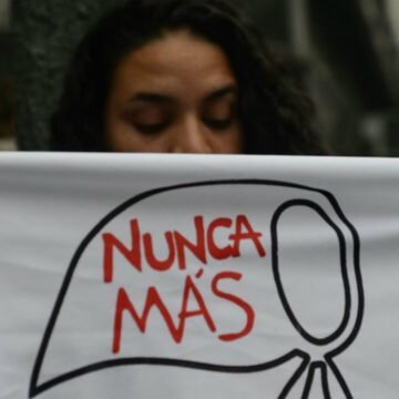 Proponen la creación de un organismo bonaerense contra el negacionismo