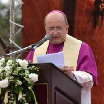 Denuncian al Arzobispo de Salta por violencia de género