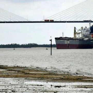 Marcha por la soberanía del río Paraná y en defensa del Canal Magdalena