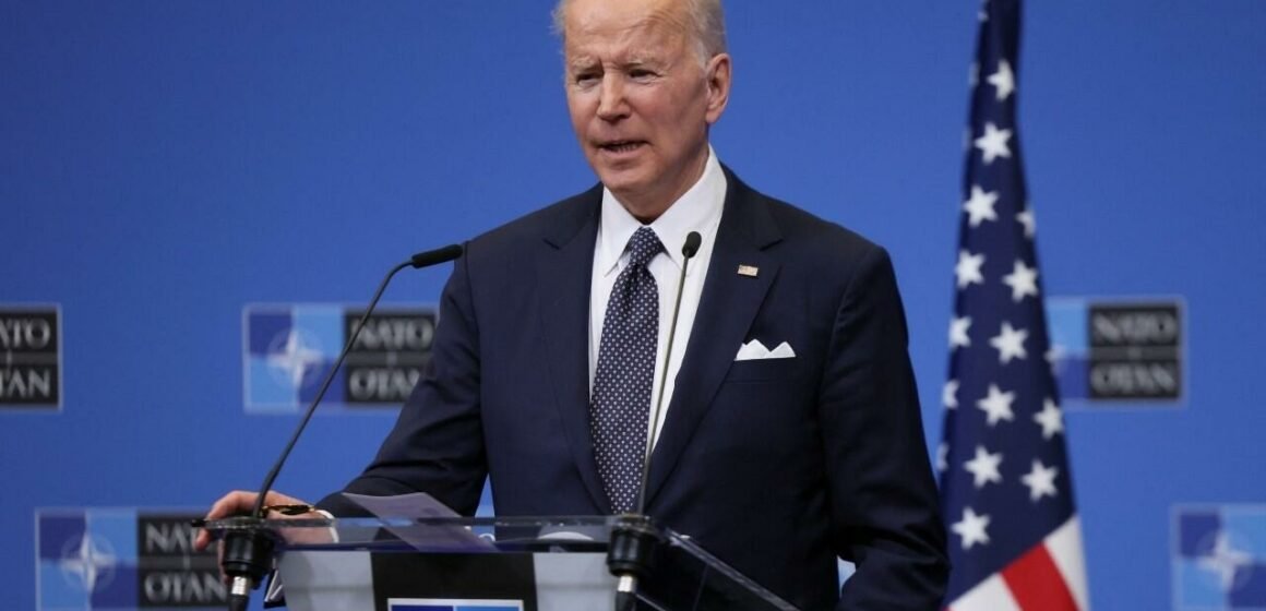 Biden prometió subir los impuestos a ricos y empresas