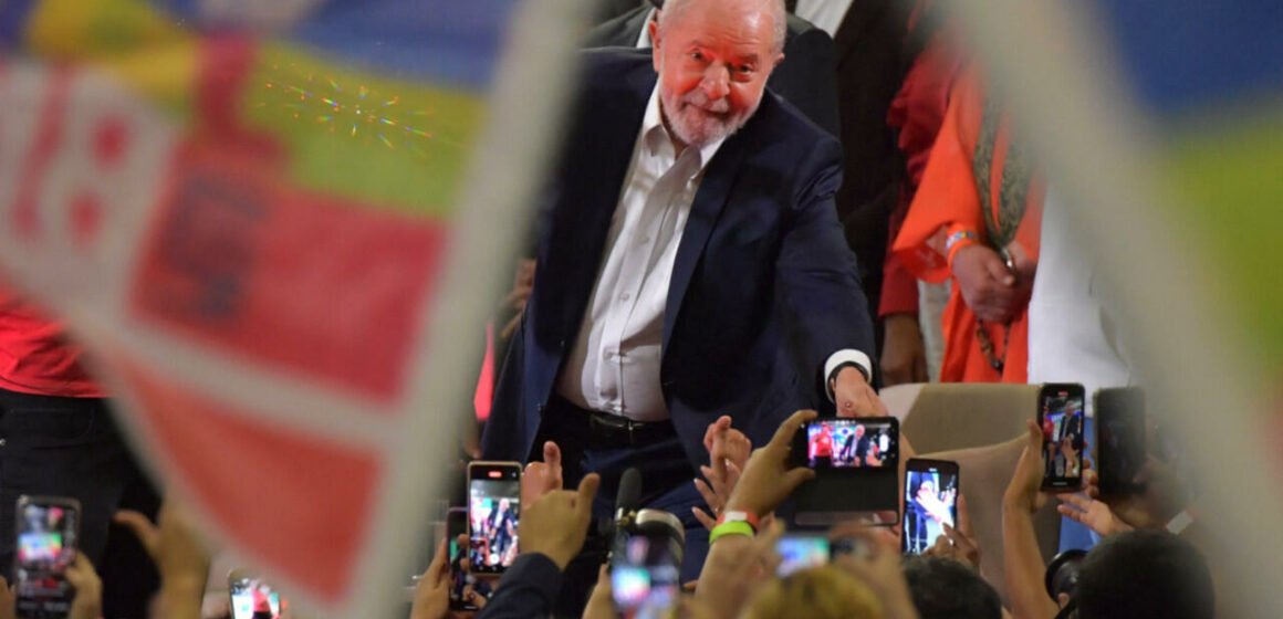 Lula lanzó su candidatura con Alckmin de candidato a vicepresidente