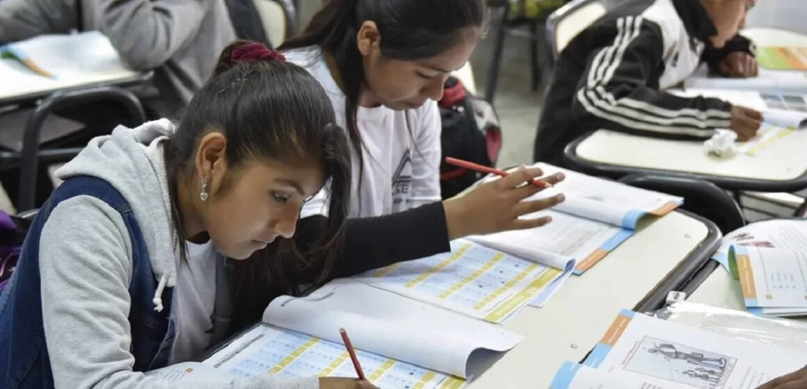 Comienza a debatirse el nuevo régimen académico de escuelas secundarias de la Provincia