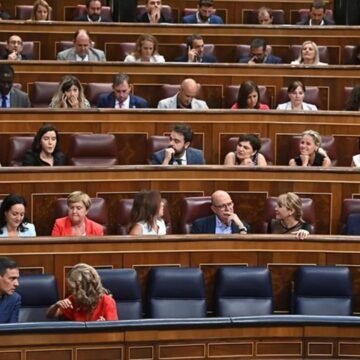 España aprobó la histórica Ley de Memoria Democrática