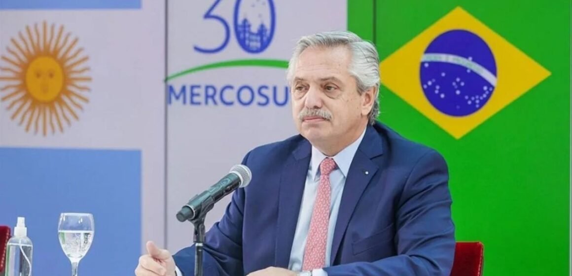 El Presidente participó en una nueva cumbre del Mercosur en Paraguay
