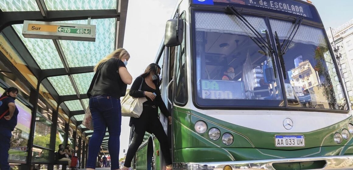 Desde agosto aumenta 40% el transporte público en AMBA