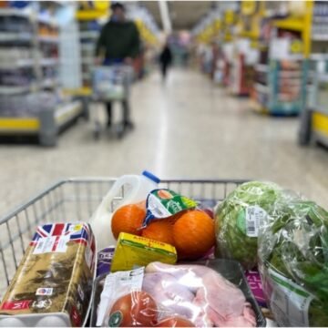 Reino Unido registró la mayor inflación en 40 años