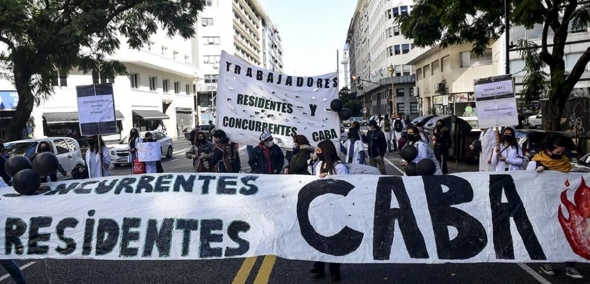 CABA: residentes y concurrentes protestaron nuevamente por salarios dignos