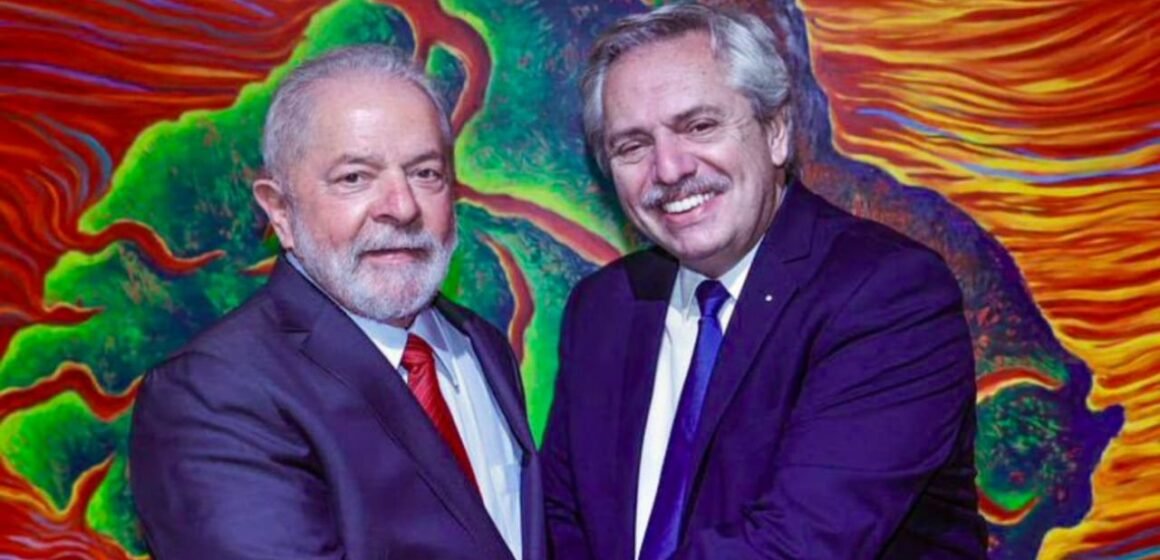 Alberto Fernández viaja a Brasil tras la victoria de Lula