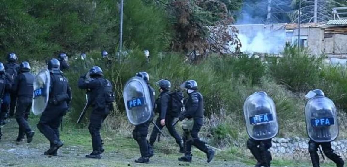 Reprimen a la comunidad mapuche en Villa Mascardi