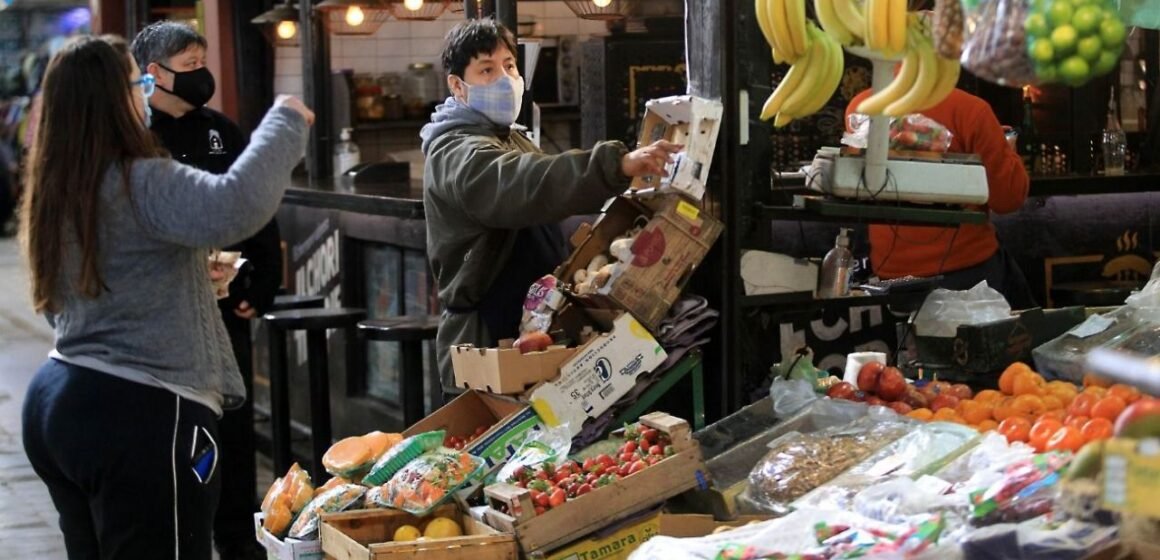 El precio de la comida se duplicó en los barrios populares del Conurbano