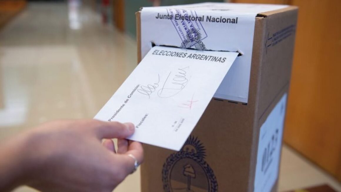Elecciones 2023: Se vota en Córdoba y Formosa