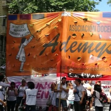 Docentes anunciaron paro y marcha para este jueves