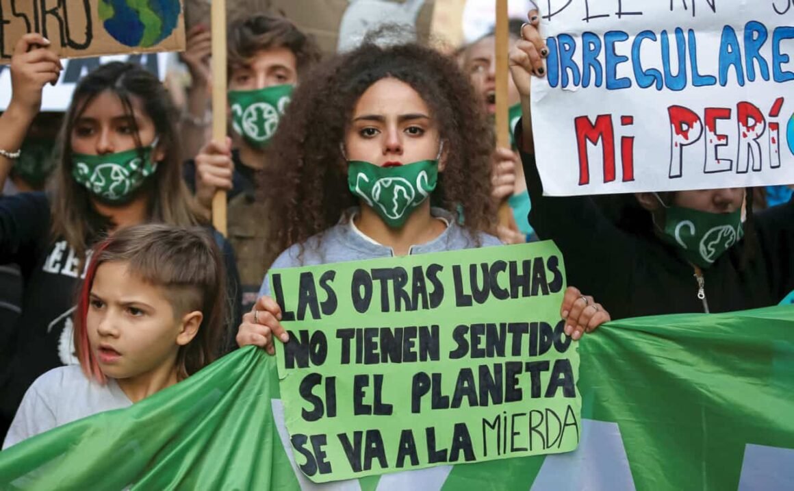 Denuncian más de 600 ataques a defensores de la tierra en América Latina