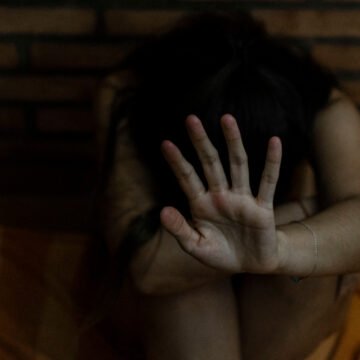 Santa Cruz: Rescatan a siete mujeres víctimas de trata