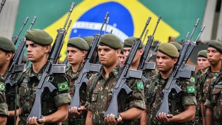 Lula cerró el programa de escuelas “cívico-militares” implementado Bolsonaro