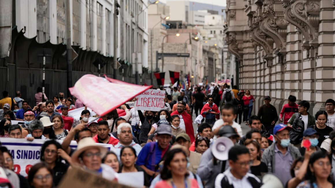 Perú: Nuevas movilizaciones exigiendo que Boluarte se retire