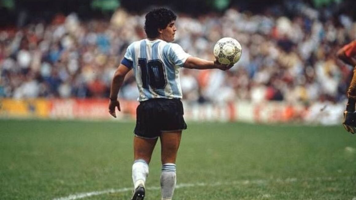 El mundo homenajea a Diego Maradona