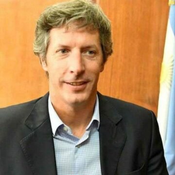 Santiago Bausili será el presidente del Banco Central y Daniel Tillard el titular del Banco Nación