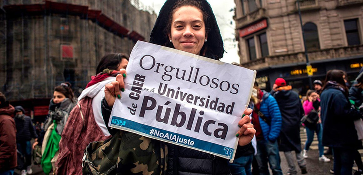 Paro universitario contra los recortes del 32% en partidas y el deterioro salarial